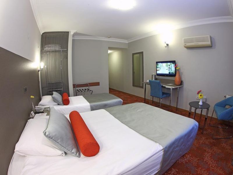 Hotel Photo 1