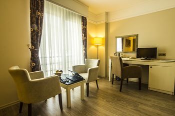 Hotel Photo 6