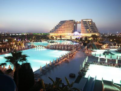 Miracle Resort Hotel