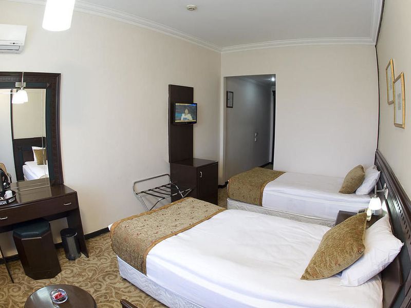 Hotel Photo 1