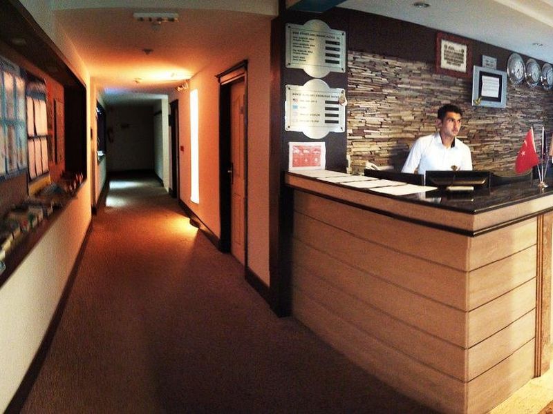 Hotel Photo 12