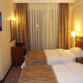 NearBy Hotel