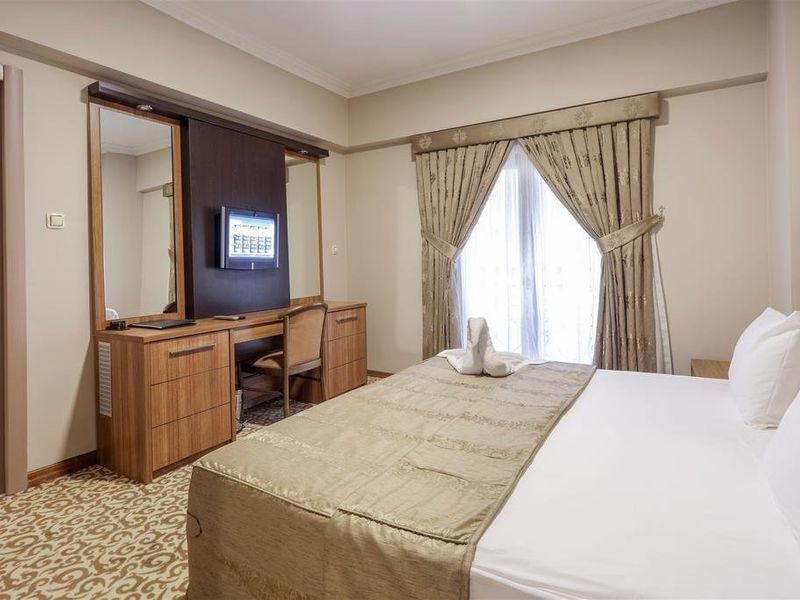 Hotel Photo 1
