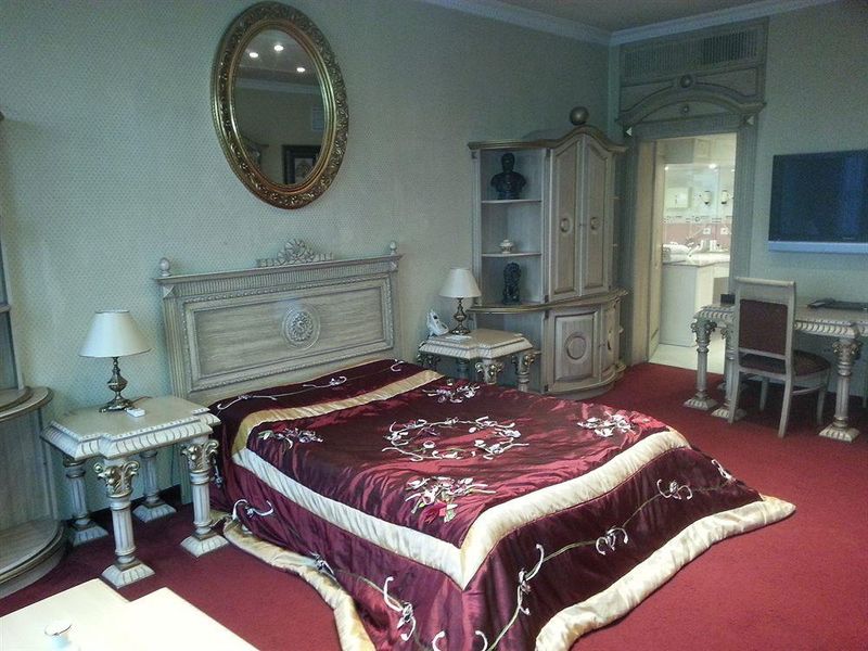 Hotel Photo 3