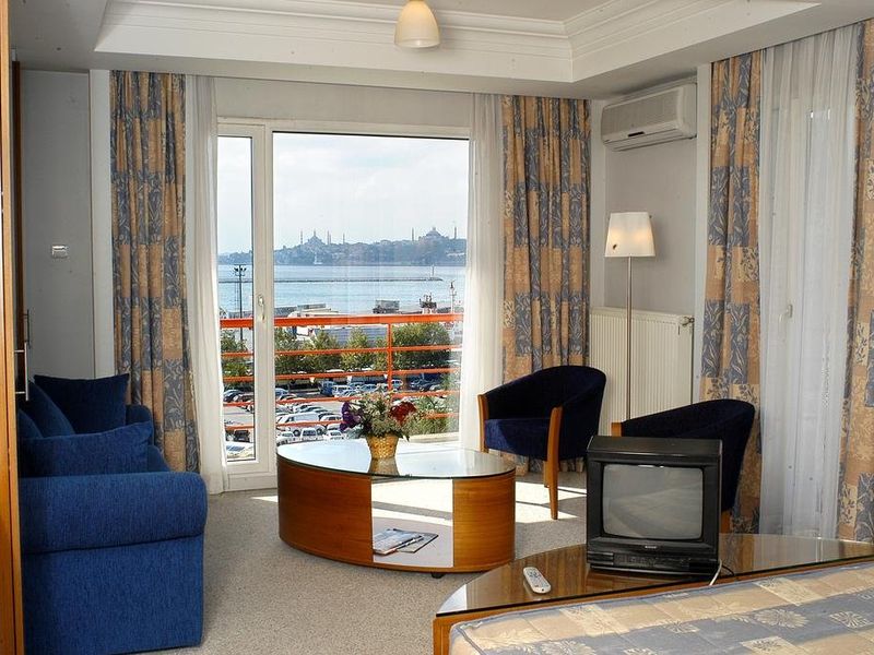 Hotel Photo 6