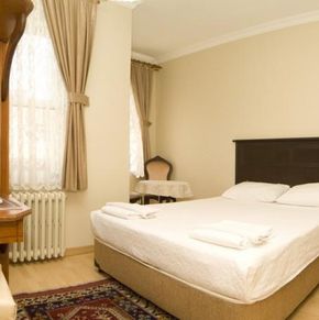 NearBy Hotel