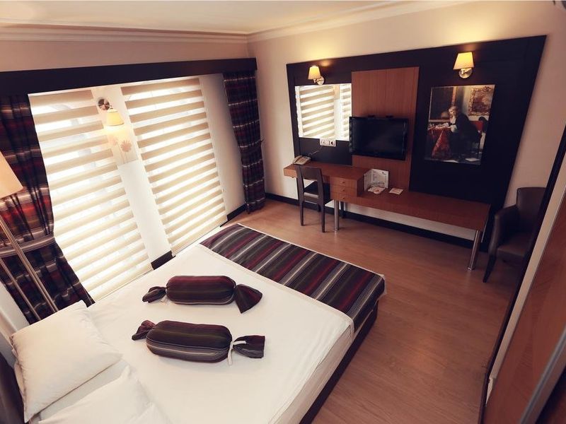 Hotel Photo 6