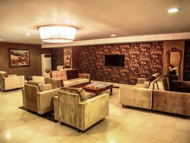 Hotel Photo 12