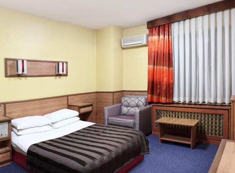 Hotel Photo 7