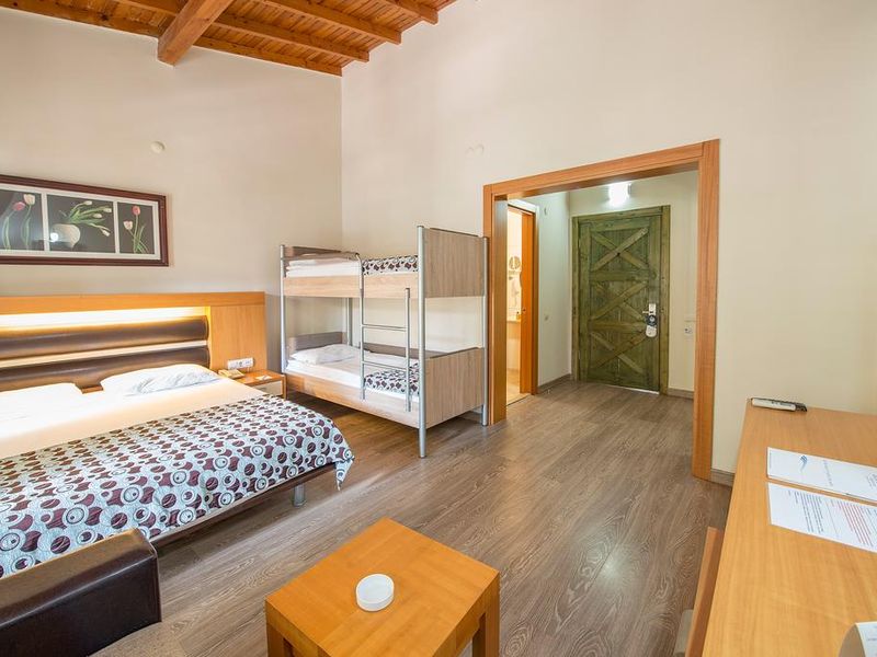Hotel Photo 4