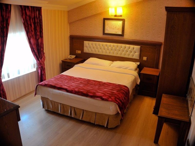 Hotel Photo 8