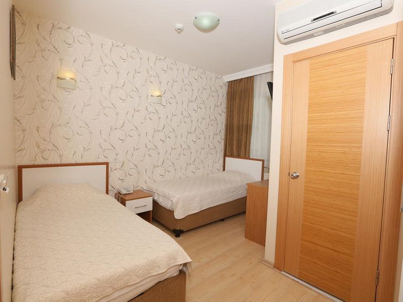 Hotel Photo 11