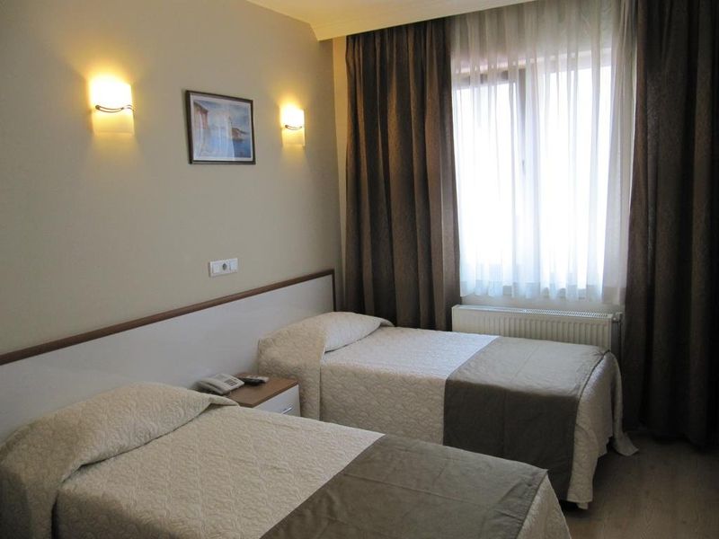 Hotel Photo 9