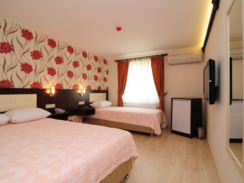 Hotel Photo 6