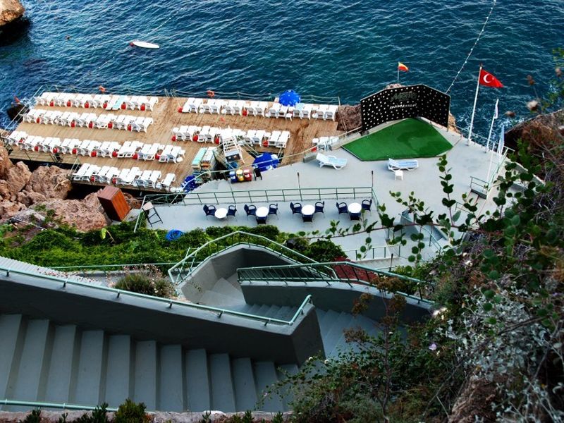 Hotel Photo 1