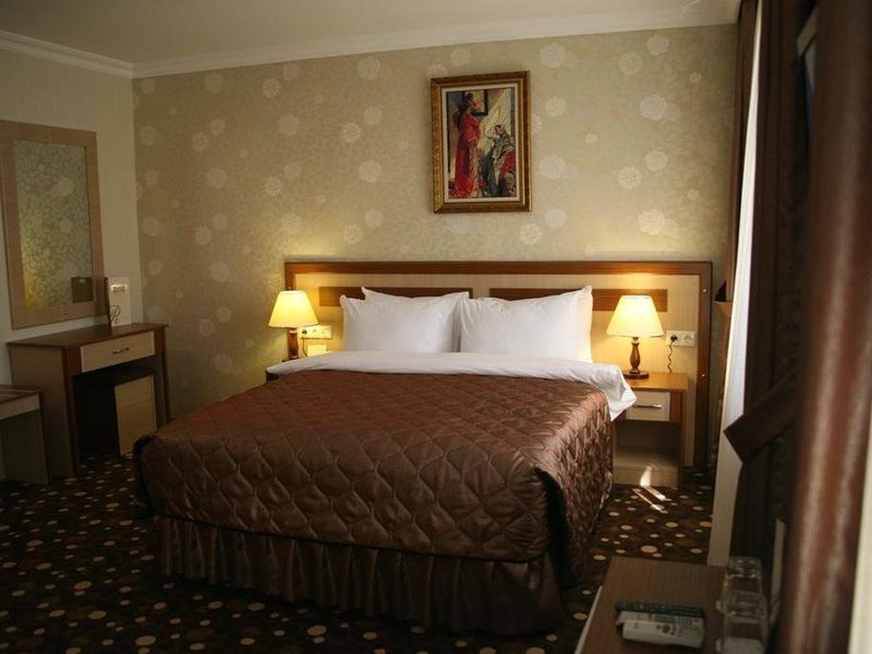 Hotel Photo 9
