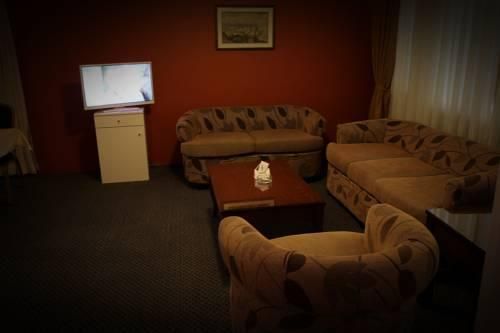 Hotel Photo 12