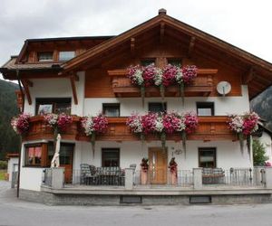 Haus Andrea St. Leonhard im Pitztal Austria