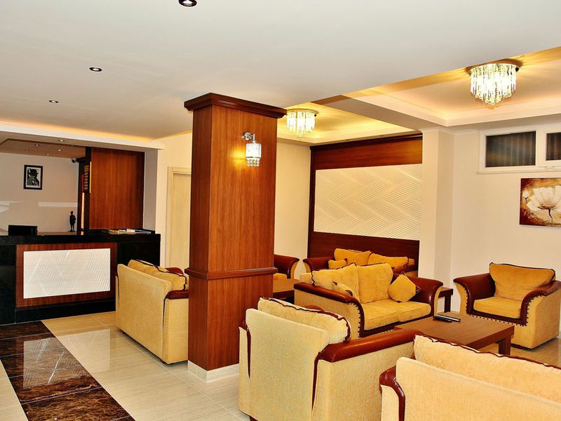 Hotel Photo 6