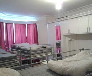 Hostelhouses Ealing United Kingdom