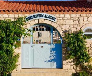 Dort Mevsim Alacati Alacati Turkey