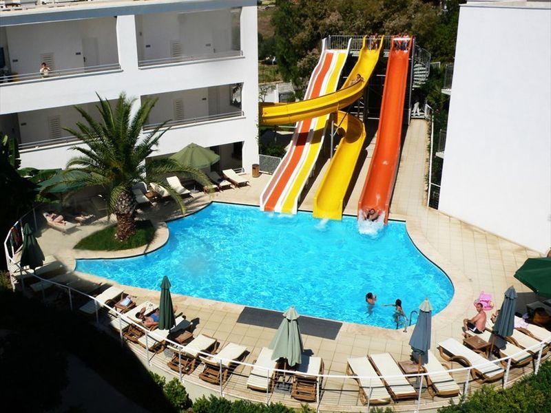 Hotel Photo 1