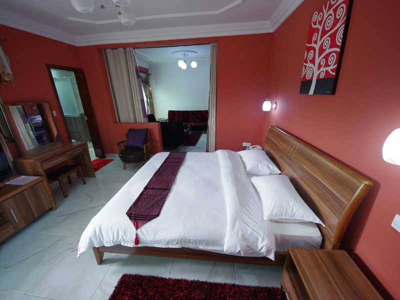 Hotel Photo 1