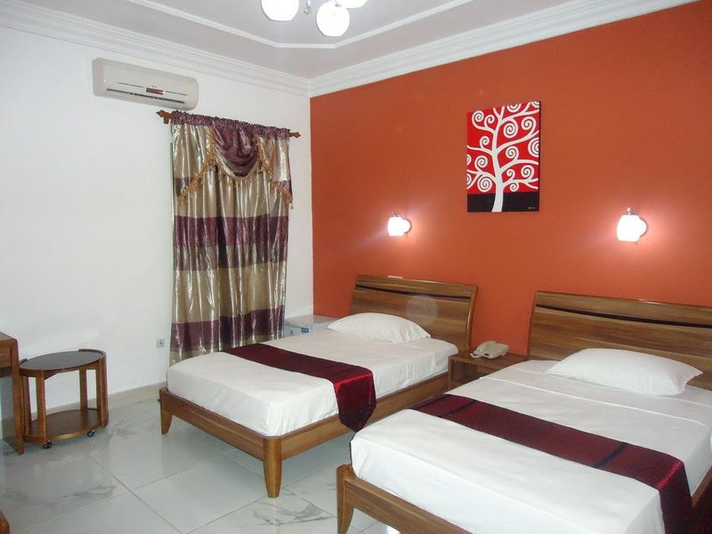 Hotel Photo 5