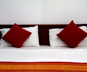 Hotel Clauria Kataragama Sri Lanka