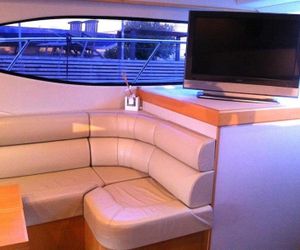 BOATS & BREAKFAST FIUMICINO 1 Fiumicino Italy