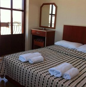 NearBy Hotel
