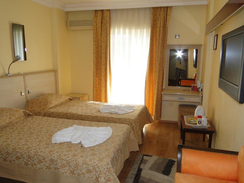 Hotel Photo 5