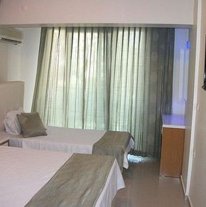 NearBy Hotel