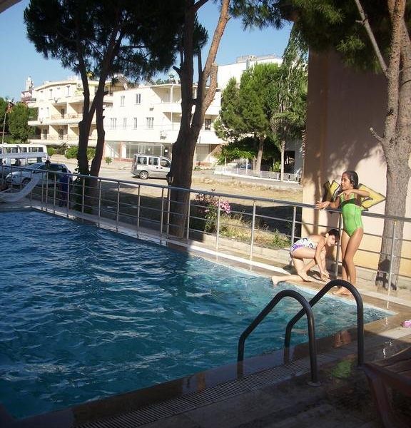 Hotel Photo 1
