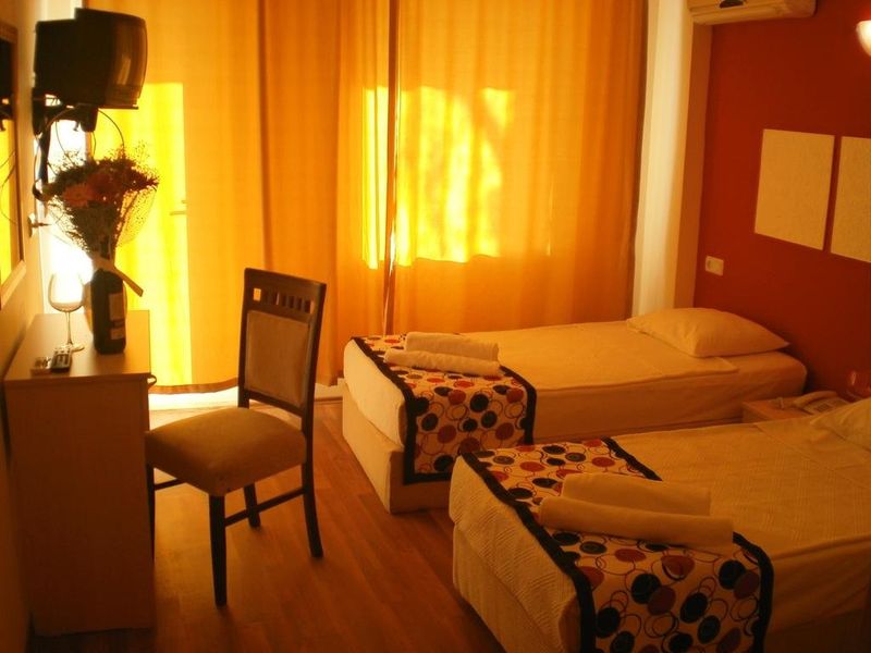 Hotel Photo 7