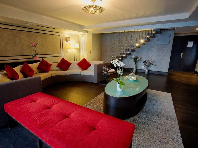 Hotel Photo 5