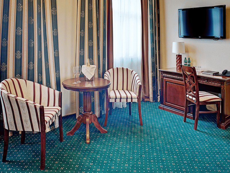 Hotel Photo 6