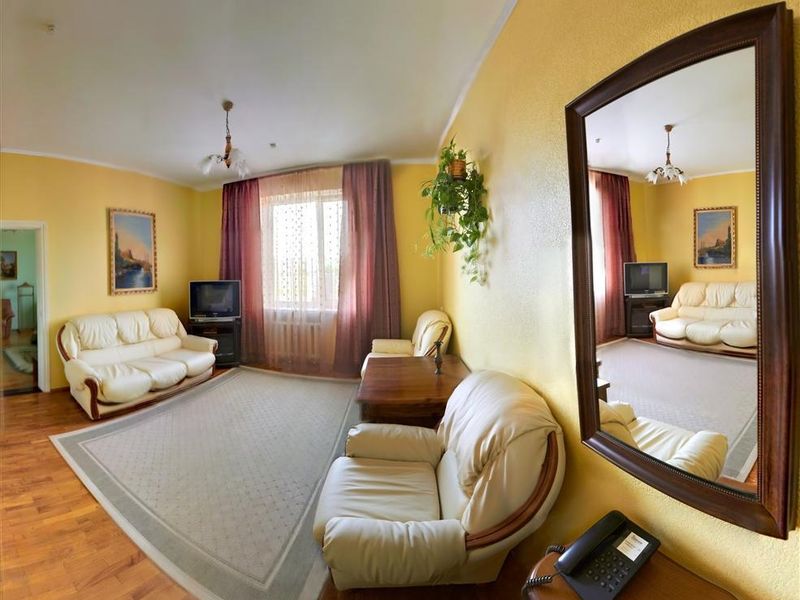 Hotel Photo 1
