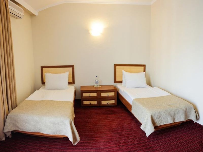 Hotel Photo 5