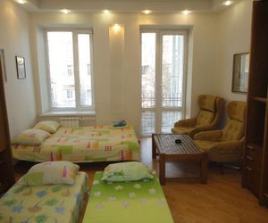 Revolutsionny Hostel Kharkiv Ukraine