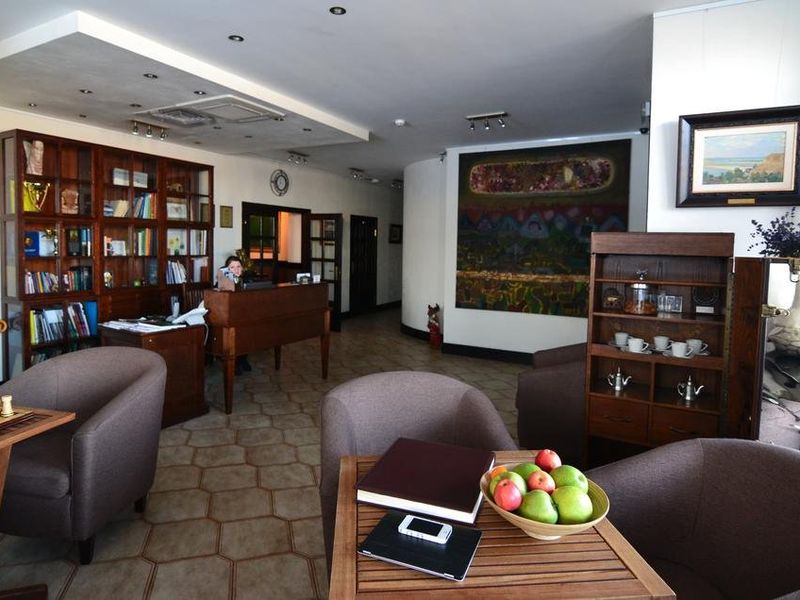 Hotel Photo 6