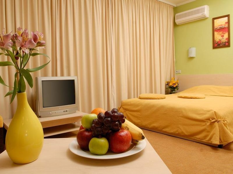 Hotel Photo 6