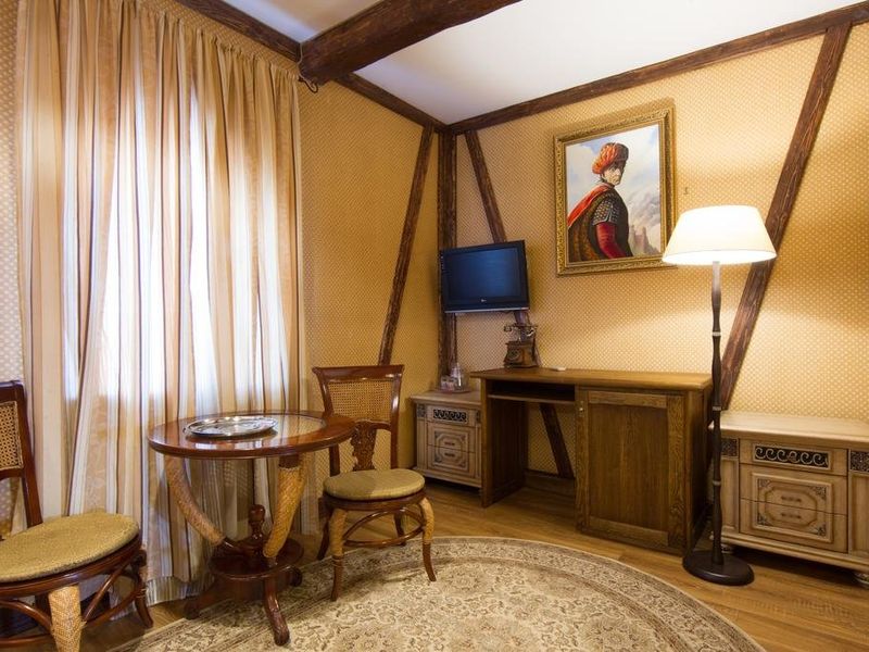 Hotel Photo 6