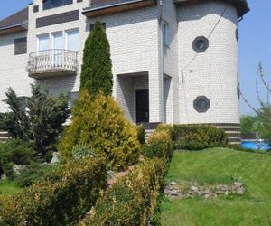 Guest House v Svyatopetrovskom Petrivske Ukraine