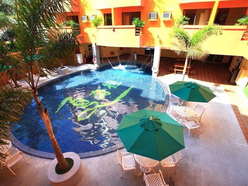 Hotel Photo 1