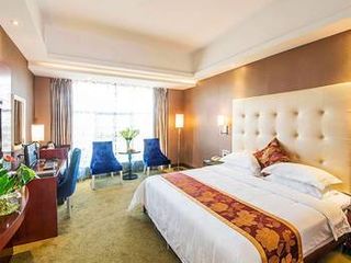 Фото отеля Huawen Forest Hotel