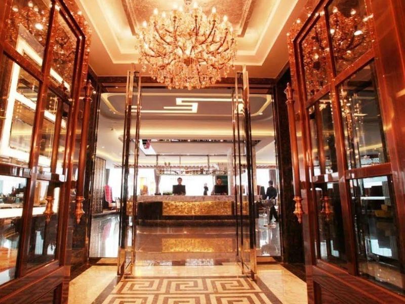 Hotel Photo 8
