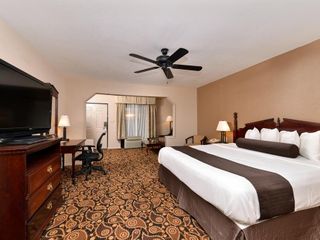 Hotel pic Mockingbird Inn & Suites