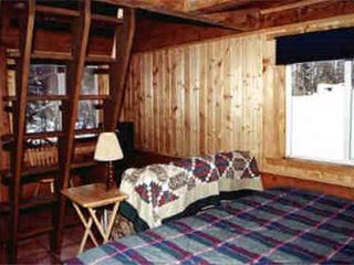 Фото отеля Daniels Lake Lodge Cabins