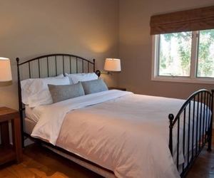 Gracious Living, Pool, and Privacy in Wine Country, Sonoma by RedAwnin Sonoma United States